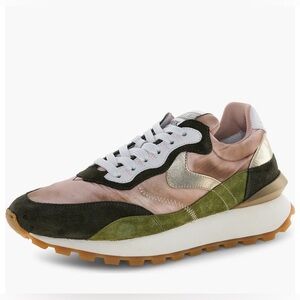 NWT VOILE BLANCHE Qwark Hype Sneaker in Army Green